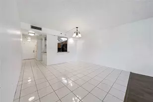 3150 W Rolling Hills Cir, Davie, FL 33328 - Photo 13