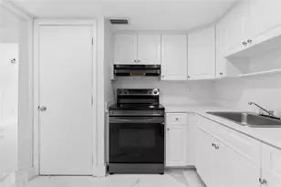 4164 Inverrary Dr, Lauderhill, FL 33319 - Photo 11