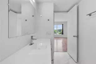 4164 Inverrary Dr, Lauderhill, FL 33319 - Photo 7