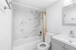 4164 Inverrary Dr, Lauderhill, FL 33319 - Photo 21