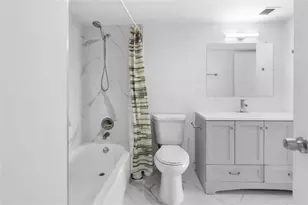 4164 Inverrary Dr, Lauderhill, FL 33319 - Photo 9