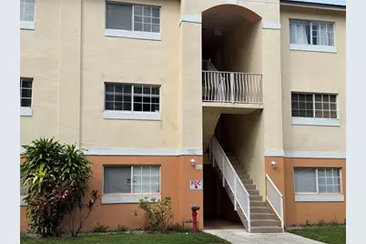 3680 N 56th Avenue #805-B, Hollywood, FL 33021 - Photo 1