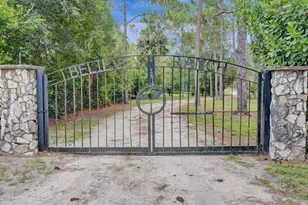 12168 148th Rd N, Palm Beach Gardens, FL 33418 - Photo 1