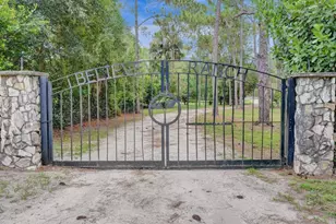 12168 148th Rd N, Palm Beach Gardens, FL 33418 - Photo 1