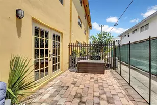 744 NE 14th Ave, Fort Lauderdale, FL 33304 - Photo 37