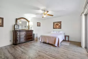 2171 SW 90th Ave, Davie, FL 33324 - Photo 23