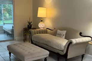 9245 Flynn Cir, Boca Raton, FL 33496 - Photo 9