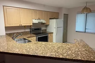 2205 S Cypress Bend Dr, Pompano Beach, FL 33069 - Photo 3