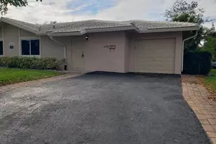 4392 Riverside Dr, Coral Springs, FL 33065 - Photo 3