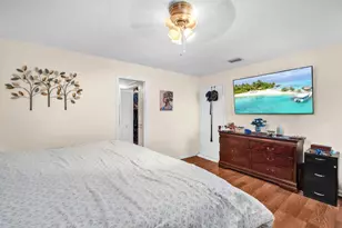 6104 Rainbow Cir, Greenacres, FL 33463 - Photo 29