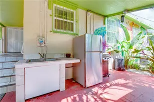 1870 NW 19th St, Miami, FL 33125 - Photo 21