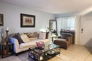 804 SE 7th St, Deerfield Beach, FL 33441 - Photo 3