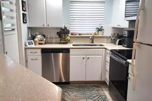 804 SE 7th St, Deerfield Beach, FL 33441 - Photo 5