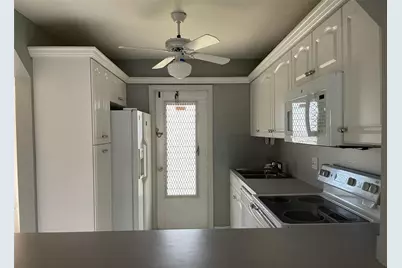 1100 Pine Drive #108, Pompano Beach, FL 33060 - Photo 9