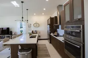 15934 NW 87th Ct, Miami Lakes, FL 33018 - Photo 11