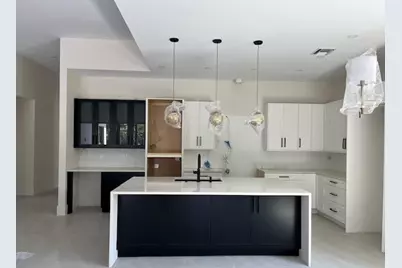 1523 NE 17th Way, Fort Lauderdale, FL 33304 - Photo 3