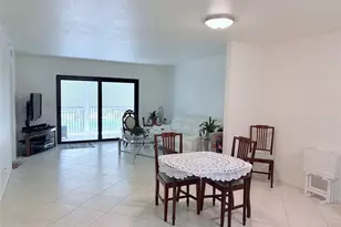 2112 S Cypress Bend Dr, Pompano Beach, FL 33069 - Photo 7