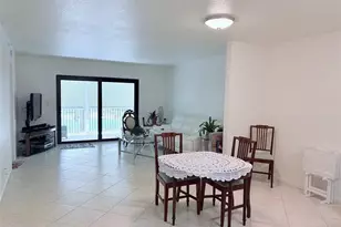 2112 S Cypress Bend Dr, Pompano Beach, FL 33069 - Photo 7