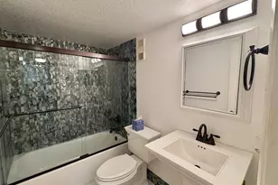 2112 S Cypress Bend Dr, Pompano Beach, FL 33069 - Photo 17