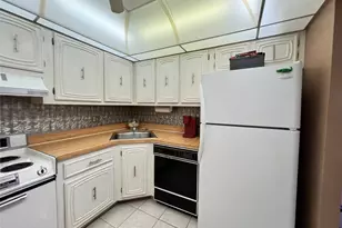 101 Briny Ave, Pompano Beach, FL 33062 - Photo 9