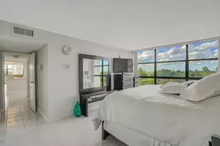 600 Parkview Dr, Hallandale Beach, FL 33009 - Photo 21