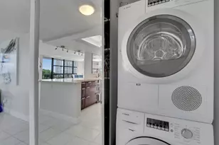 600 Parkview Dr, Hallandale Beach, FL 33009 - Photo 17