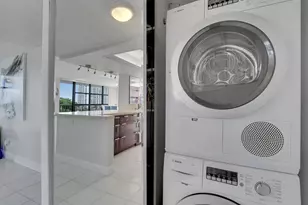 600 Parkview Dr, Hallandale Beach, FL 33009 - Photo 17