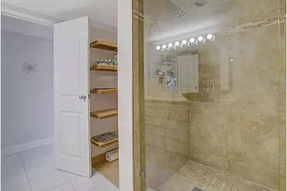 600 Parkview Drive #531, Hallandale Beach, FL 33009 - Photo 23