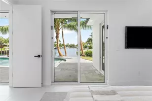 171 SE 4th Ct, Pompano Beach, FL 33060 - Photo 25