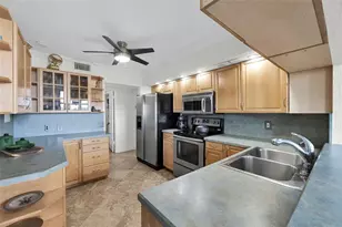 105 Lake Emerald Dr, Oakland Park, FL 33309 - Photo 15