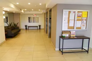 105 Lake Emerald Dr, Oakland Park, FL 33309 - Photo 29