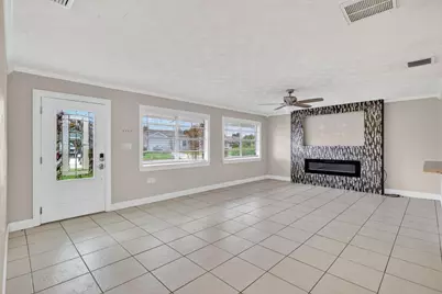 143 SW Grove Avenue, Port Saint Lucie, FL 34983 - Photo 3