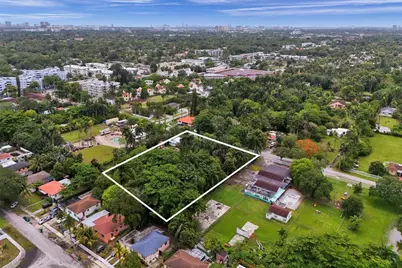 453 NE 154th Street, Miami, FL 33162 - Photo 9