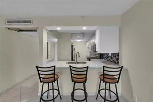 7 Royal Palm Way, Boca Raton, FL 33432 - Photo 9