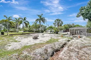 11 SW 11th Ave, Fort Lauderdale, FL 33312 - Photo 43