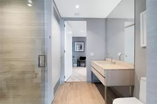 18975 Collins Ave, North Miami Beach, FL 33160 - Photo 25