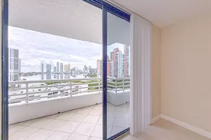 3300 NE 192nd St Unit, Miami, FL 33180 - Photo 33