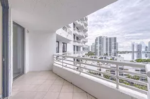 3300 NE 192nd St Unit, Miami, FL 33180 - Photo 31
