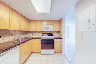 3300 NE 192nd St Unit, Miami, FL 33180 - Photo 37