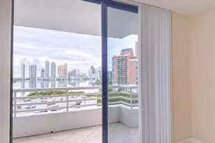 3300 NE 192nd St Unit, Miami, FL 33180 - Photo 35