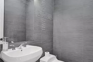 1251 Hayes, Hollywood, FL 33019 - Photo 7