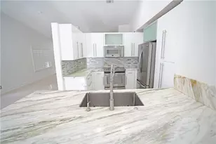 1525 Salerno Cir, Weston, FL 33327 - Photo 9