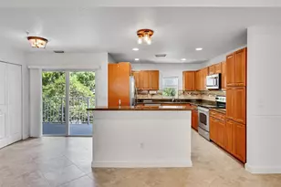 453 NE 1st St, Pompano Beach, FL 33060 - Photo 11