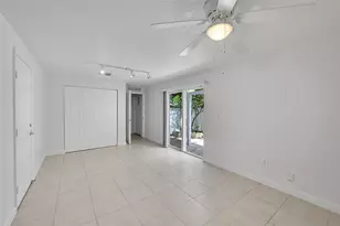 453 NE 1st St, Pompano Beach, FL 33060 - Photo 7