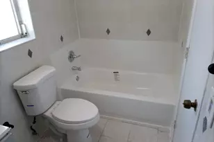 4000 NW Woodside Dr, Coral Springs, FL 33065 - Photo 5