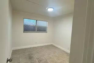 1870 NW 60th Ave, Sunrise, FL 33313 - Photo 9