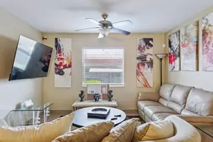 210 SW 3rd Ct, Deerfield Beach, FL 33441 - Photo 3