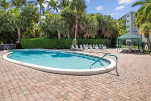 1000 NE 14th Ave, Hallandale Beach, FL 33009 - Photo 39