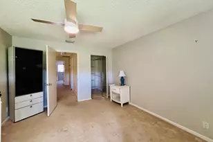 7426 Pinewalk Dr Unit, Margate, FL 33063 - Photo 25