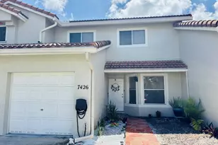 7426 Pinewalk Dr Unit, Margate, FL 33063 - Photo 1